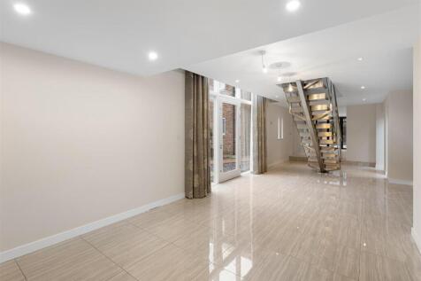 3_Burton_Gate_24.jpg