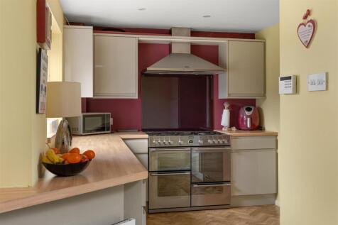11_Keble_Park_Crescent_58.jpg
