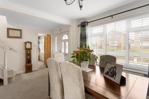 11_Keble_Park_Crescent_25.jpg