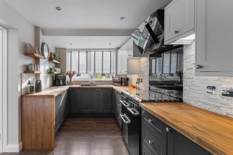 11_Thornwood_Covert_18.jpg