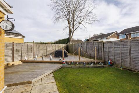 11_Thornwood_Covert_Externals_9.jpg