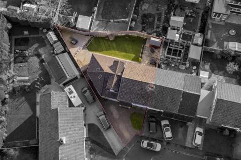11_Thornwood_Covert_Externals_2.jpg