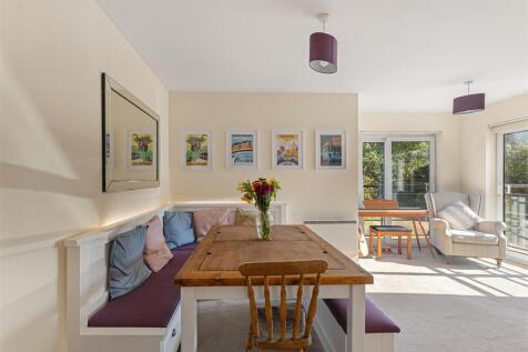 Apt_11_Terrys_Mews_19.jpg