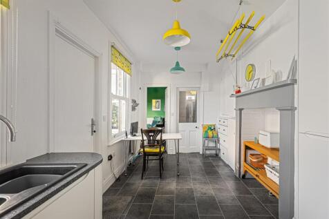 68_Wiggington_road_52.jpg