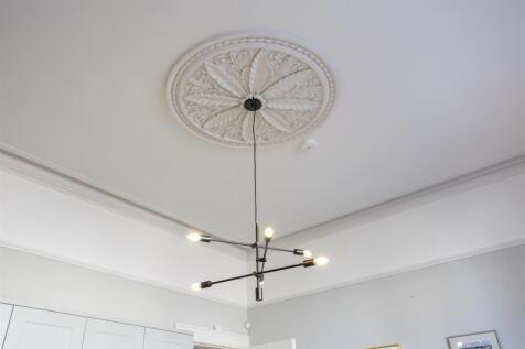 Flat_1_2_Driffield_Terrace_7.jpg