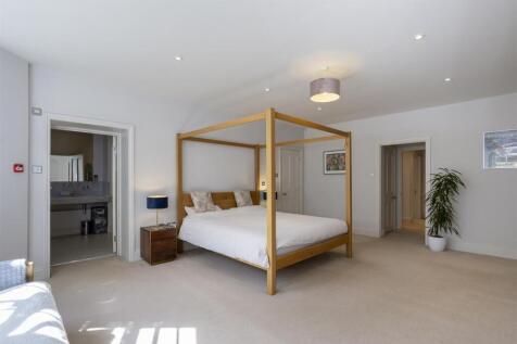 Flat_1_2_Driffield_Terrace_34.jpg
