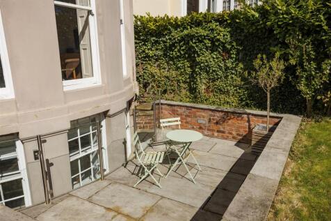 Flat_1_2_Driffield_Terrace_19.jpg