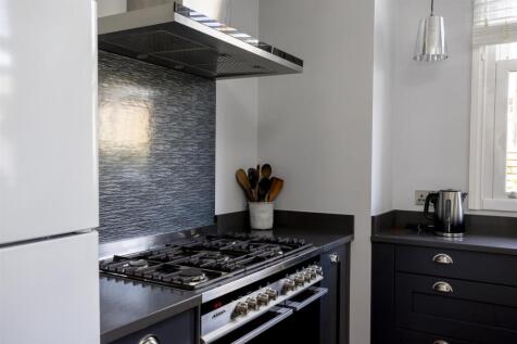 60_Jamieson_Terrace_23.jpg