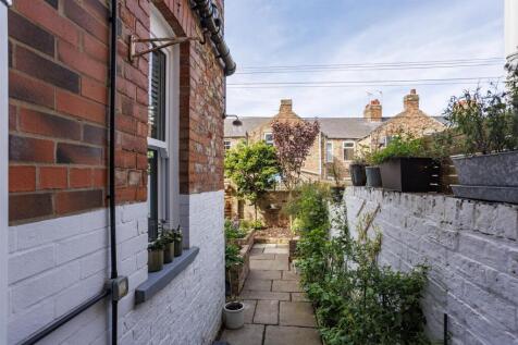 60_Jamieson_Terrace_30.jpg