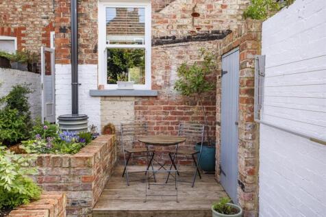 60_Jamieson_Terrace_34.jpg
