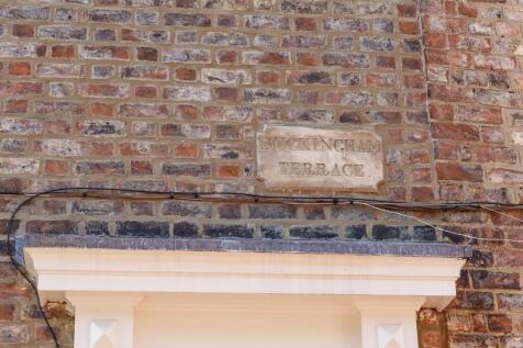 20_Buckingham_Terrace_8.jpg