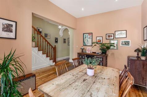 20_Buckingham_Terrace_51.jpg