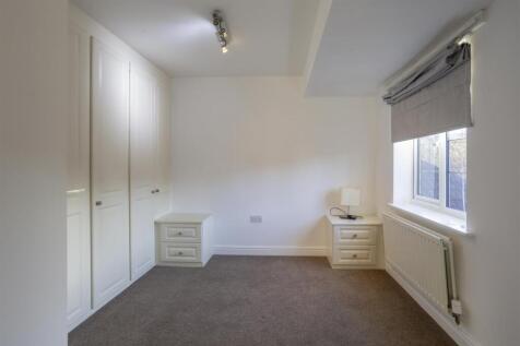6_Pinsent_Court_12.jpg
