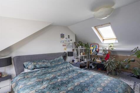 27_Adelaide_Street_3.jpg