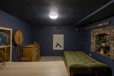 27_Adelaide_Street_6.jpg