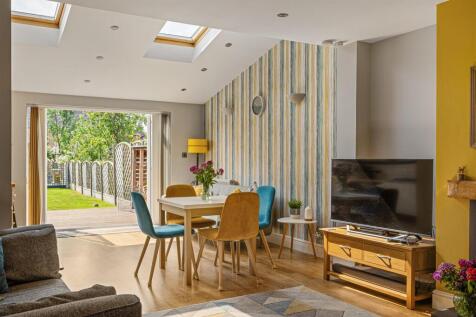 554_Huntington_Road_10.jpg