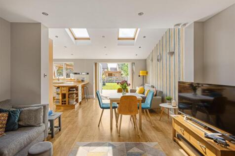 554_Huntington_Road_16.jpg