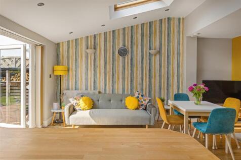 554_Huntington_Road_34.jpg