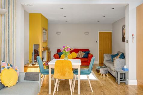 554_Huntington_Road_43.jpg