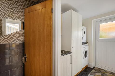 554_Huntington_Road_55.jpg
