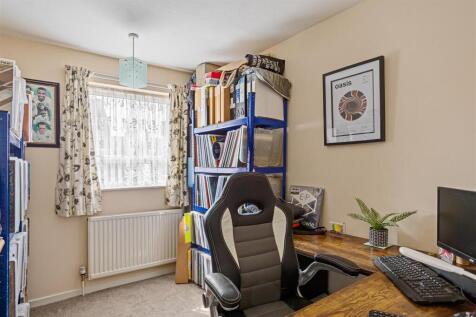17_Chantry_Close_7.jpg