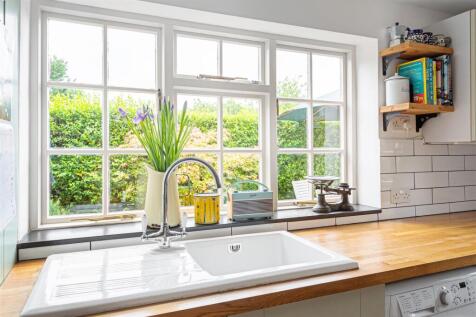 Nova_Scotia_Cottage_31.jpg