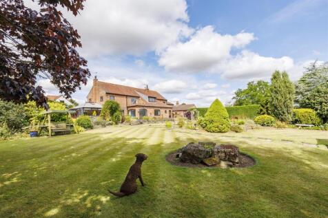 Manor_Cottage_New_Externals_17.jpg