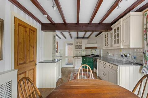 Manor_Cottage_4.jpg