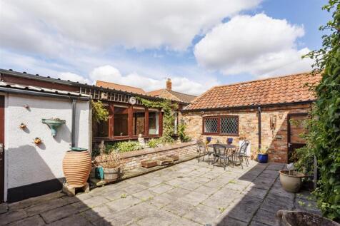 Manor_Cottage_New_Externals_30.jpg