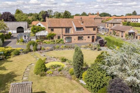 Manor_Cottage_New_Externals_5.jpg
