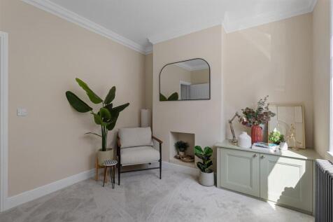 87_Queen_Victoria_Street_1.jpg