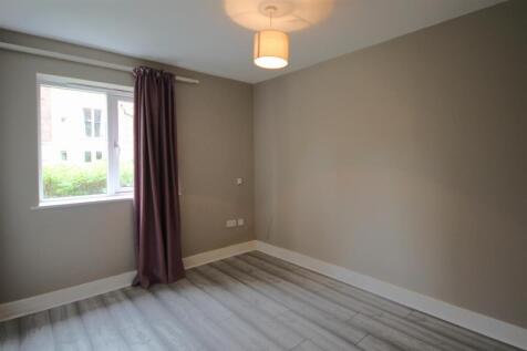 master bedroom 1.JPG