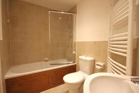 bathroom 1.JPG