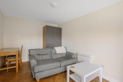79a_Fourth_Avenue_4.jpg