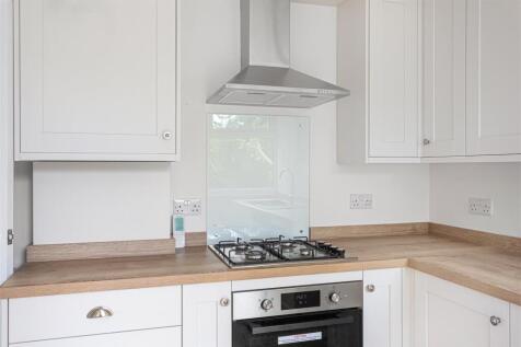45_Lamplugh_Crescent_37.jpg