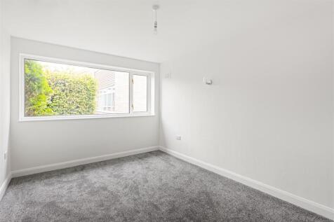 45_Lamplugh_Crescent_1.jpg