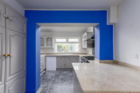 15_St_Nicholas_Crescent_14.jpg