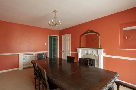 15_St_Nicholas_Crescent_2.jpg
