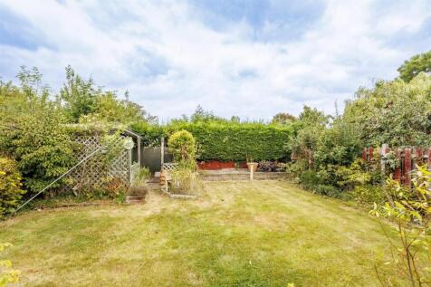 15_St_Nicholas_Crescent_8.jpg