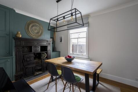 18_Howe_Hill_Road_13.jpg