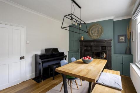18_Howe_Hill_Road_16.jpg