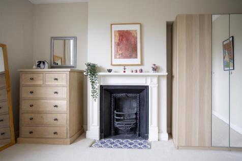 18_Howe_Hill_Road_2.jpg