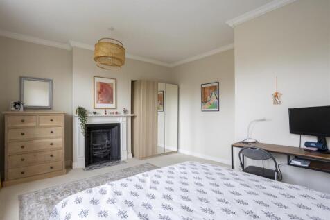 18_Howe_Hill_Road_5.jpg