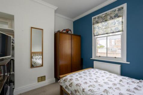 18_Howe_Hill_Road_6.jpg