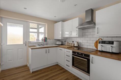 59_Thornton_Road_1.jpg