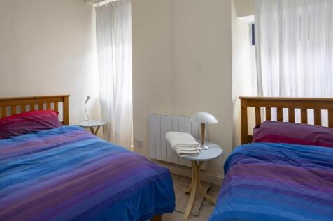 No_8_Trinity_Court__13.jpg
