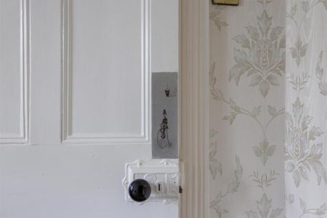 7_Earlsborough_Terrace_2.jpg