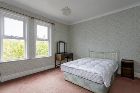 7_Earlsborough_Terrace_13.jpg