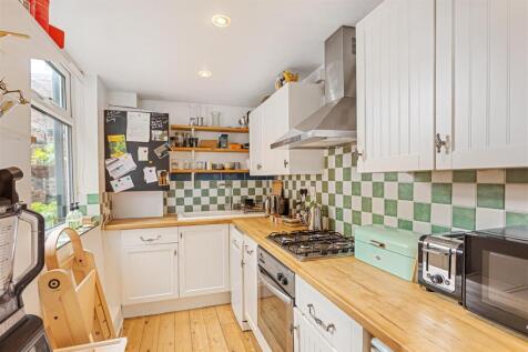 54_Russell_Street_7.jpg