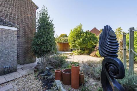 12_Croft_Court__6.jpg